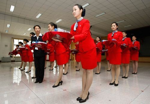 Гонконгских стюардесс будут учить кунг-фу
