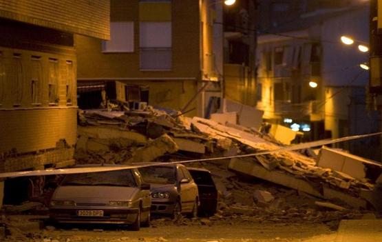 В Испании сильнейшее землетрясение разрушило город