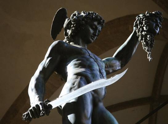 В Италии девочку убила статуя