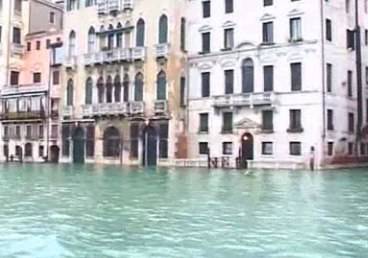 Девять человек погибло в результате наводнений в Италии
