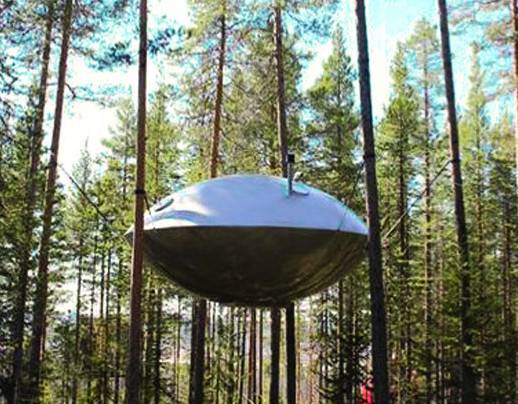 Шведский отель предлагает постояльцам пожить в НЛО