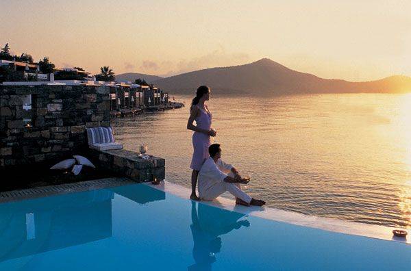 В будущем году цены на туры в Грецию упадут