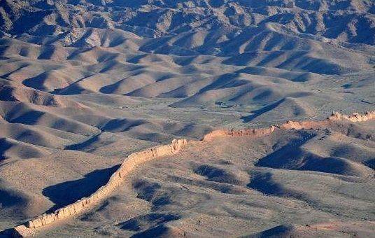 Великую китайскую стену нашли в Монголии