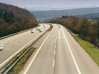 В Германии ограничат скорость на автобанах