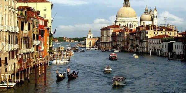 Венеция может покинуть Италию