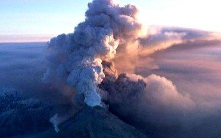 Вулканы Камчатки «угрожают» полетам
