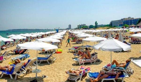 В Петербурге ликвидировали нудистский пляж