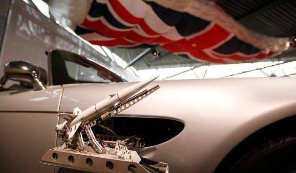 В Лондоне открывается выставка автомобилей Джеймса Бонда