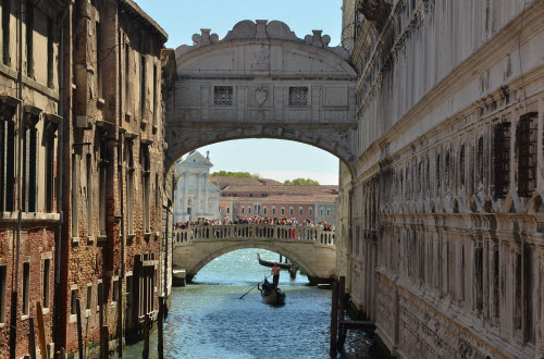 Мост поцелуев: Венеция