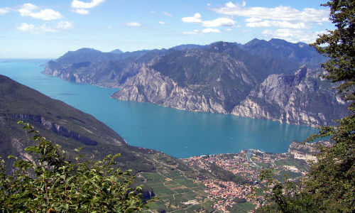 Природные достопримечательности итальянского озера Гарда