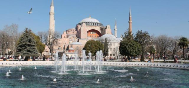 Turkish Airlines организовала бесплатные экскурсии по Стамбулу
