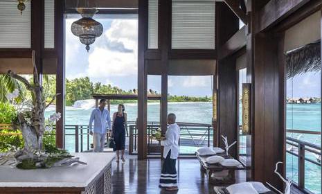 Мальдивский отель привлекает туристов при помощи магии