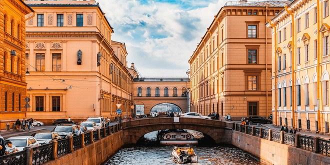 В Петербурге во время ЧМ число иностранцев на водных экскурсиях выросло в 1,5 раза