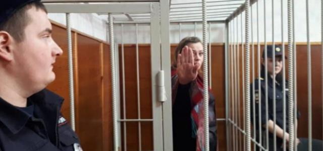Мама-ама криминал: в Екатеринбурге турагента-кидалу посадили на 5 лет