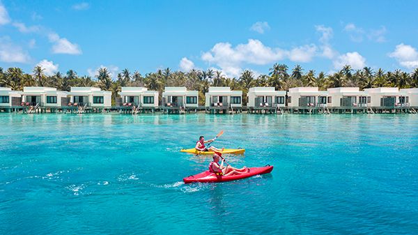 На морские экскурсии с мальдивского острова-отеля